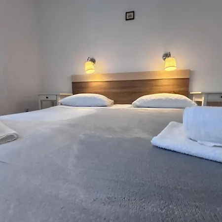Antare * Biograd Na Moru
