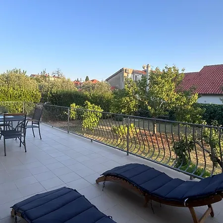 Antare Biograd Na Moru